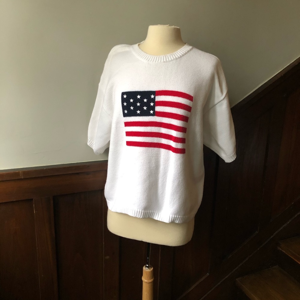 Liz Claiborne vintage 90’s American flag sweater